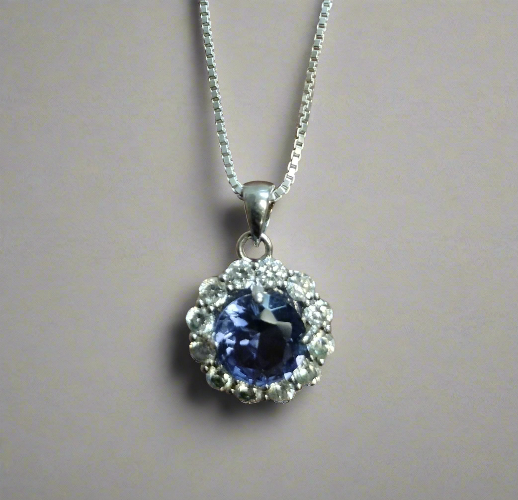 Sterling Silver Cubic Zirconia Pendant and Chain