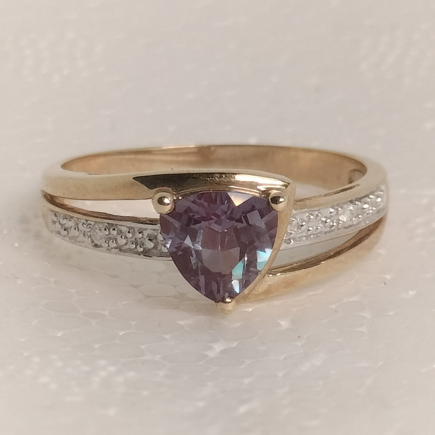 10k Gold Alexandrite and Diamond Ring