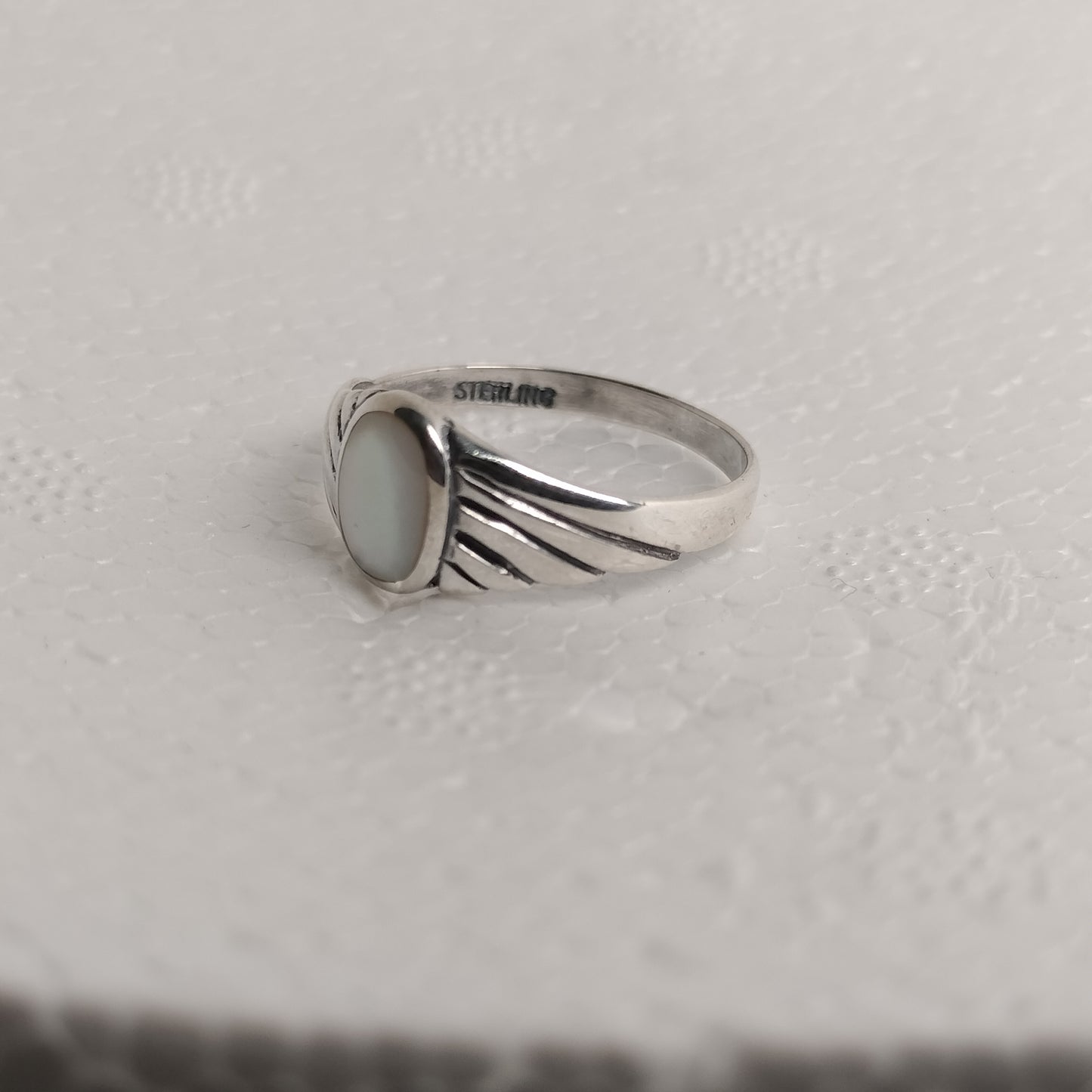 Sterling Silver Mother Of Pearl Ring