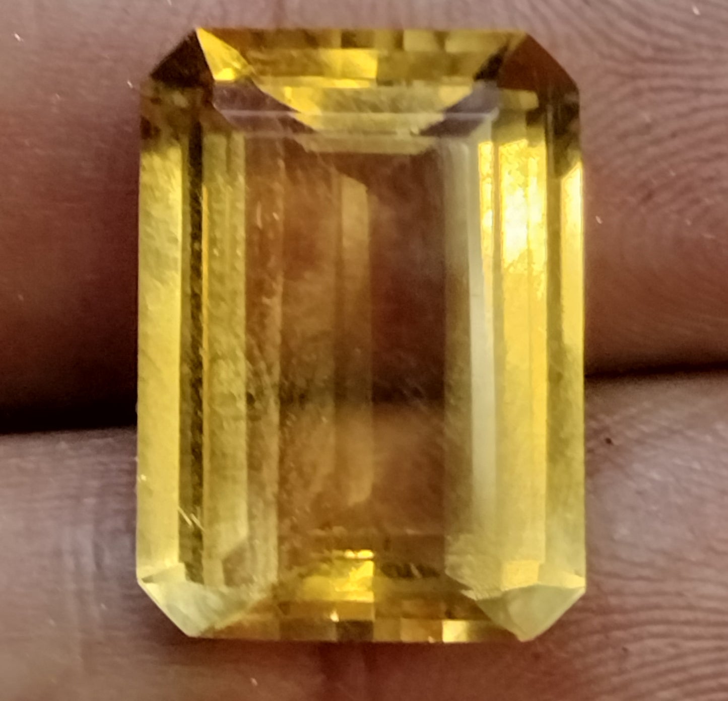 12.69 Carat Citrine Gemstone
