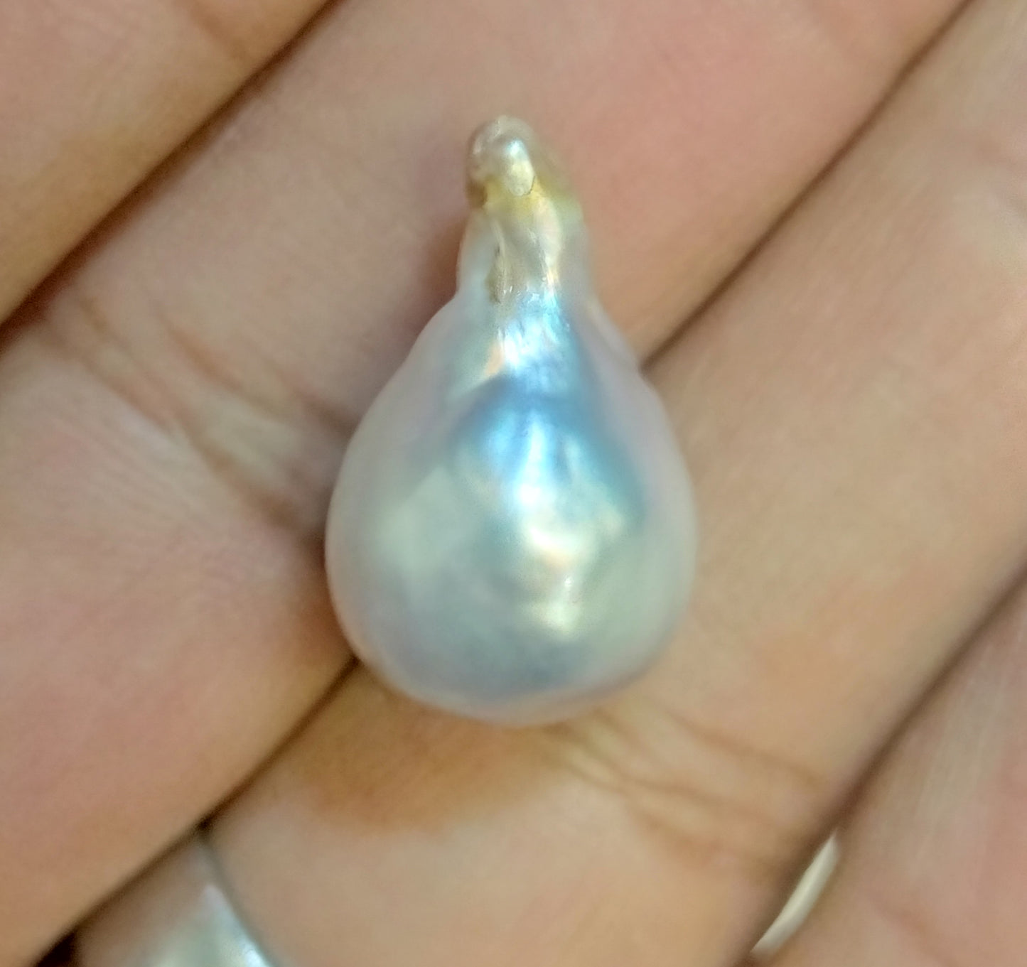 Natural Baroque Pearl