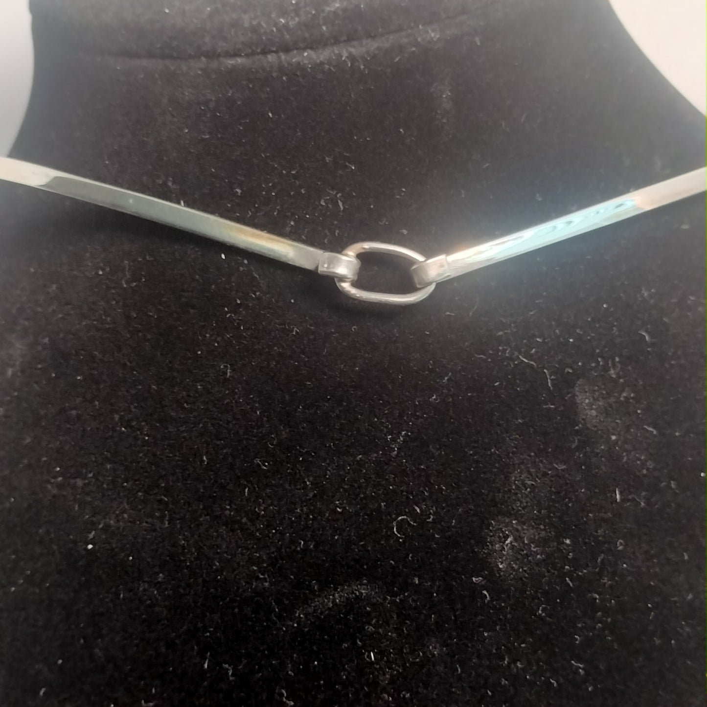 Sterling Silver Pua Shell Pendant and Necklace