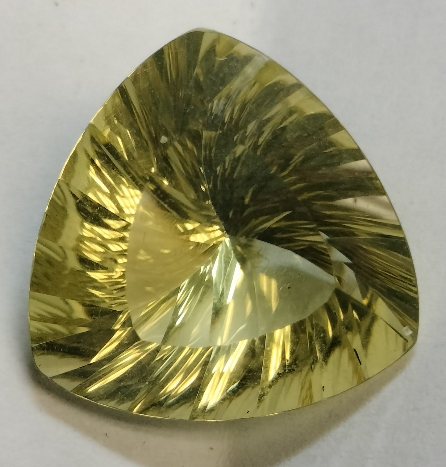 9 Carat Lemon Quartz Gemstone