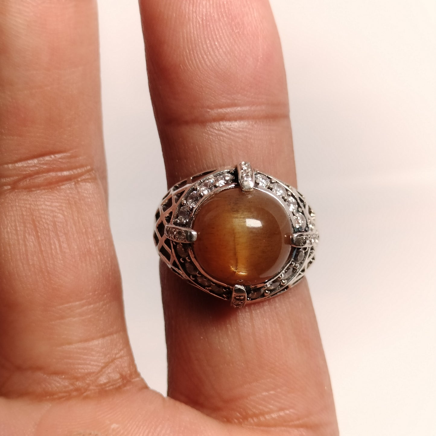 Sterling Silver Cats Eye and Cubic Zirconia Ring