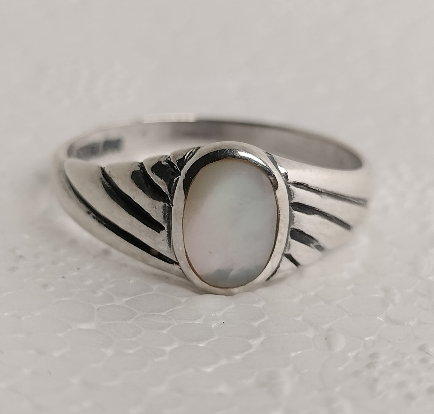 Sterling Silver Mother Of Pearl Ring