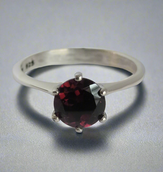 Sterling Silver Garnet Ring
