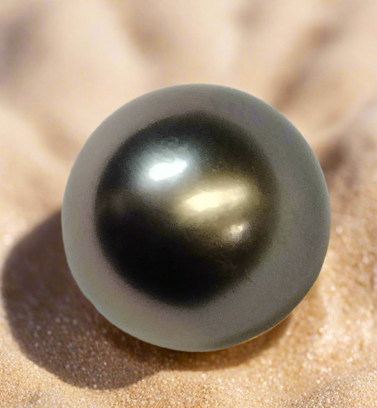 8.3MM Tahitian Black Pearl