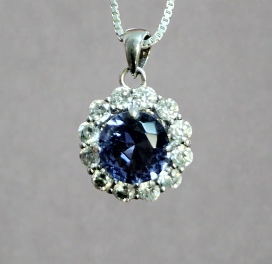 Sterling Silver Cubic Zirconia Pendant and Chain