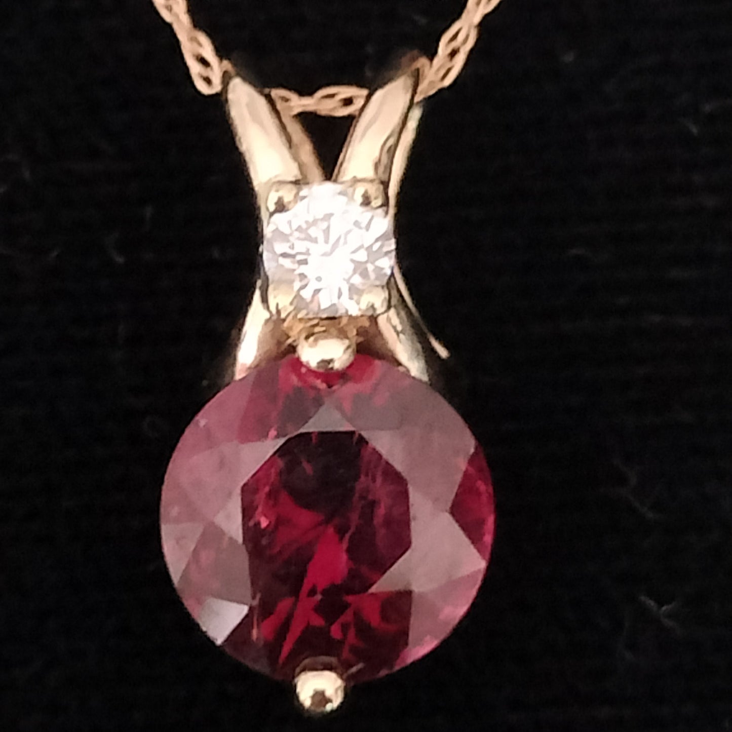 14k Gold Spinel and Diamond Pendant and Chain