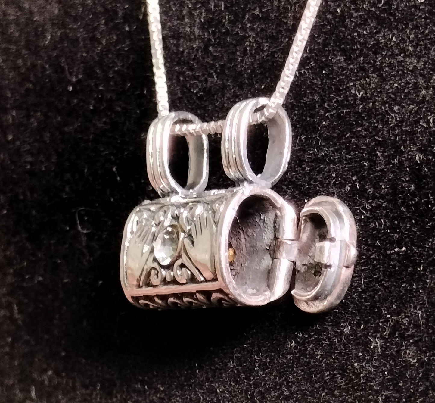 Sterling Silver Rhinestone Purse Pendant and Chain