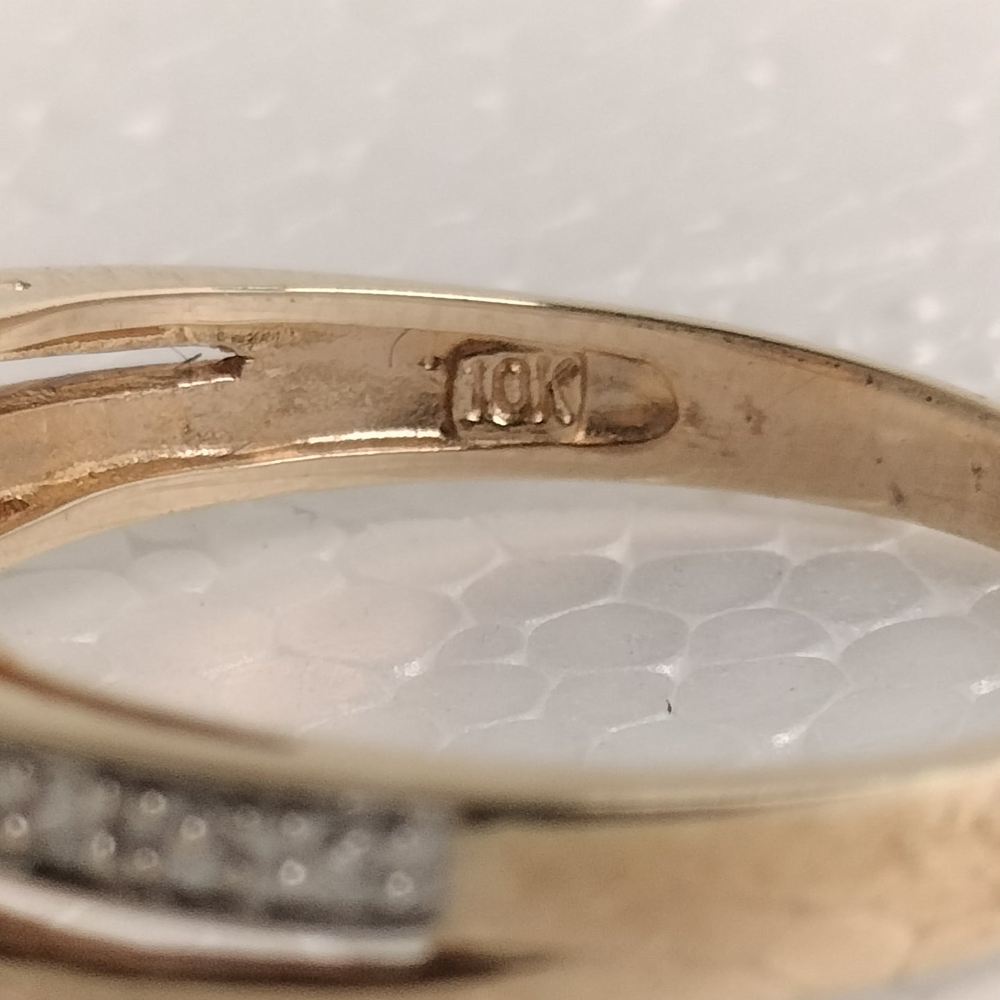 10k Gold Alexandrite and Diamond Ring